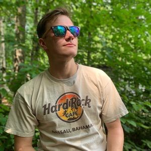 Meet your Posher, John